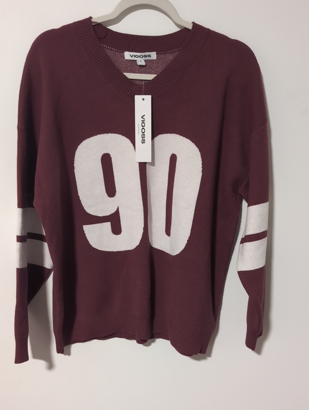NWT Vigoss Maroon Crewneck Sweater with White '90' Graphic